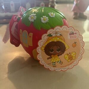 L.O.L. Surprise! Orange Blossom Doll House